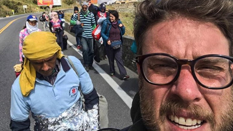 Un par de medias y un par de zapatos